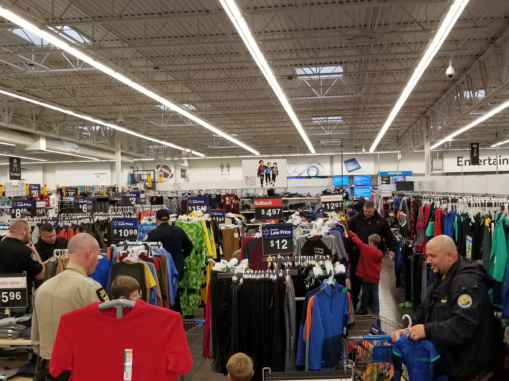 SHOPPING FOR THE HOLIDAYS